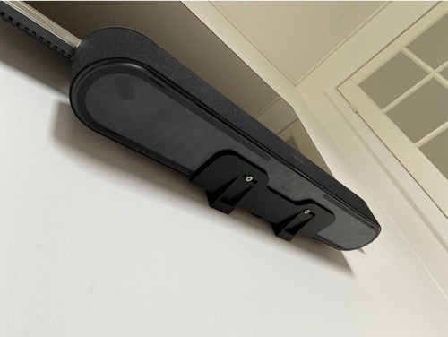 Wall mount for - for, beam